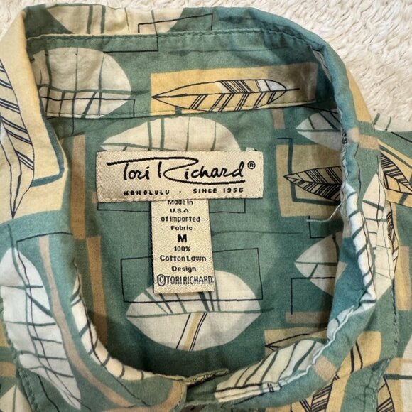 Vintage Tori Richard Hawaiian Shirt Size Medium - Picture 2 of 6